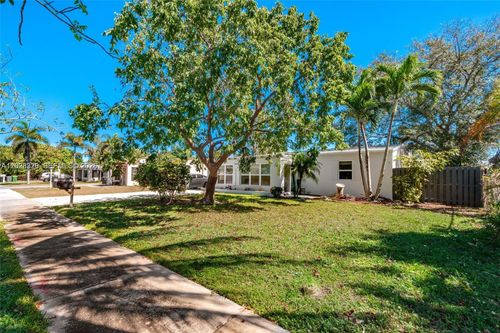 442 Sw 22nd Ave, Fort Lauderdale, FL, 33312-1443 | Card Image