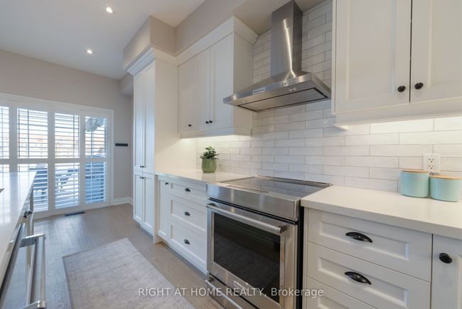 41 St Augustine Dr, House other with 4 bedrooms, 3 bathrooms and 2 parking in Whitby ON | Image 12