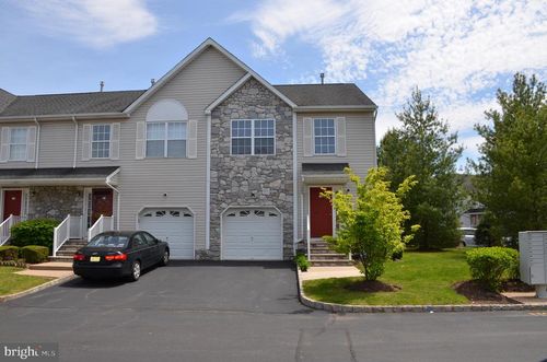 12 Dina Ln, Somerset, NJ, 08873-7610 | Card Image