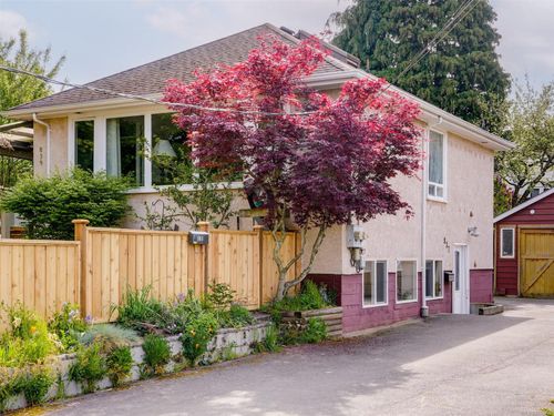 837 Villance St, Victoria, BC, V8X2P5 | Card Image