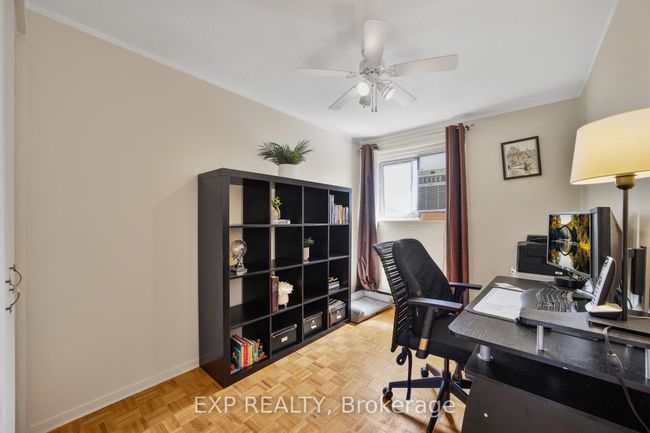 136 Darras Crt, Condo with 5 bedrooms, 2 bathrooms and 1 parking in Brampton ON | Image 28