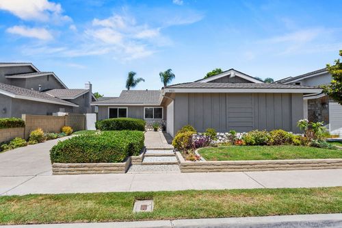 4601 Guava Ave, Seal Beach, CA, 90740-2941 | Card Image
