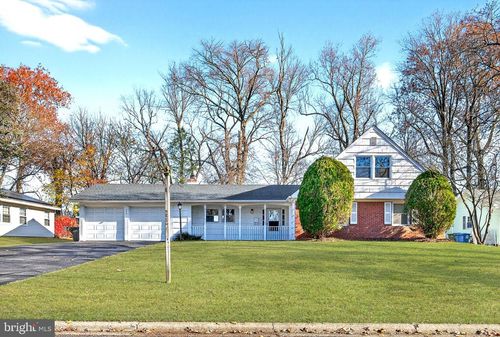 248 Club House Dr, WILLINGBORO, NJ, 08046-3523 | Card Image