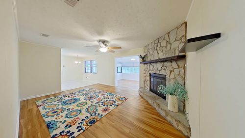 1111 Coral Dr, Niceville, FL, 32578-3507 | Card Image