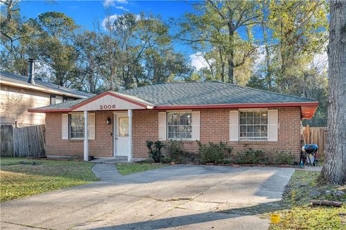 2006 7th St, Slidell, LA, 70458-3512 | Card Image