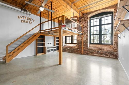 221-170 Boulevard Se, Atlanta, GA, 30312-2325 | Card Image