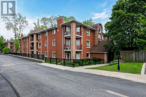 102-131 Clapperton St, Barrie, ON, L4M3G3 | Card Image