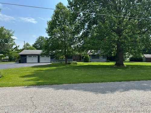 569 N Rush Creek Road, Pekin, IN, 47167 | Card Image