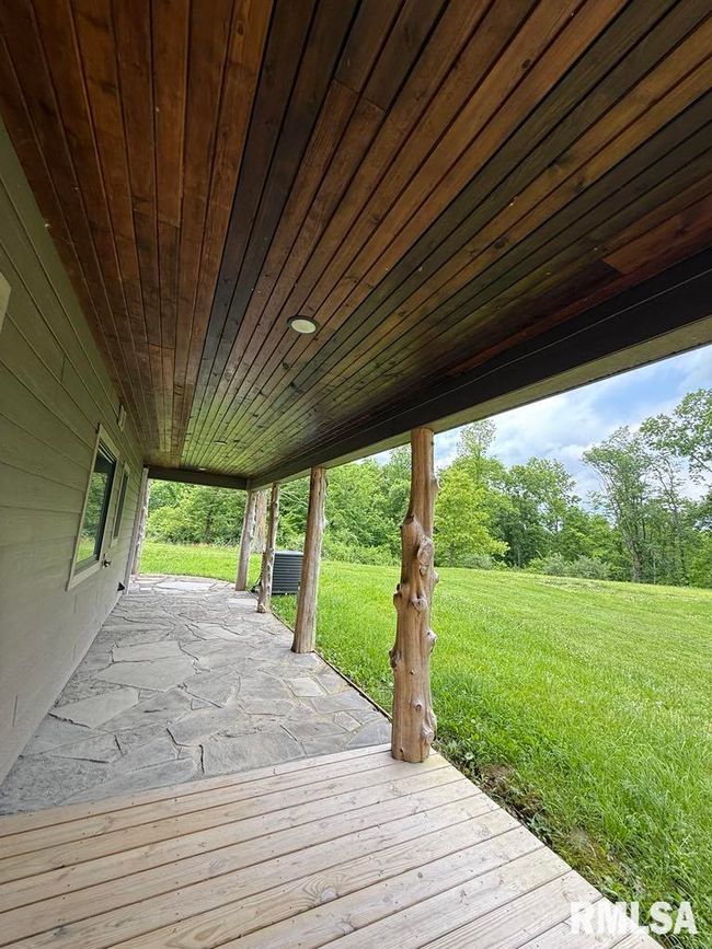 285 Twin Springs Loop, House other with 4 bedrooms, 3 bathrooms and null parking in Anna IL | Image 8