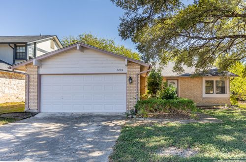 7202 Frontier Ridge Dr, Converse, TX, 78109-2722 | Card Image