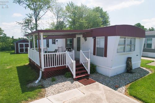 219 Rathbun Dr, Marblehead, OH, 43440-9790 | Card Image