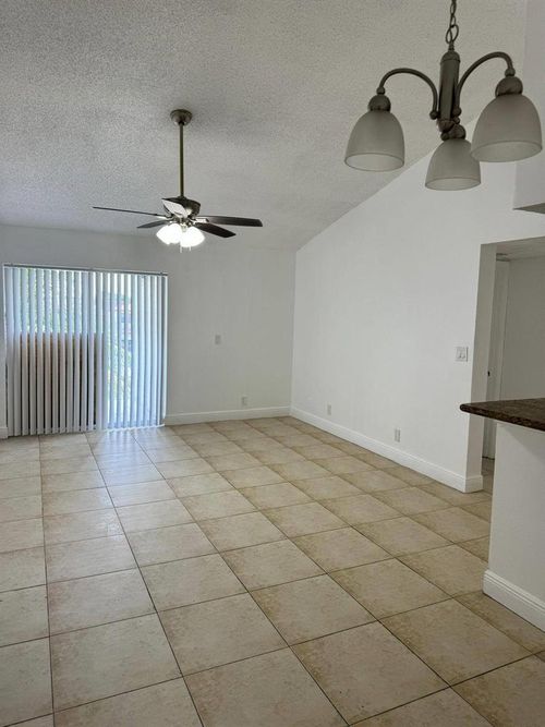 apt-233-5654 Rock Island Rd, Tamarac, FL, 33319-2887 | Card Image