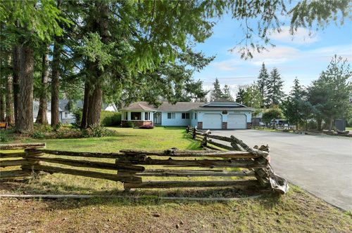 8906 Mclarey Ave, Black Creek, BC, V9J1A3 | Card Image