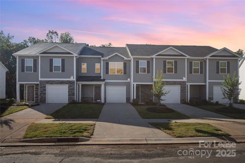 5110 Hyrule Dr, Charlotte, NC, 28262-3088 | Card Image