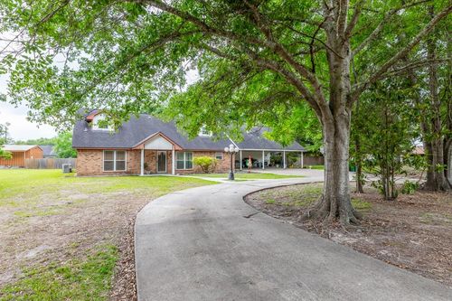 156 County Road 818, Buna, TX, 77612-2843 | Card Image