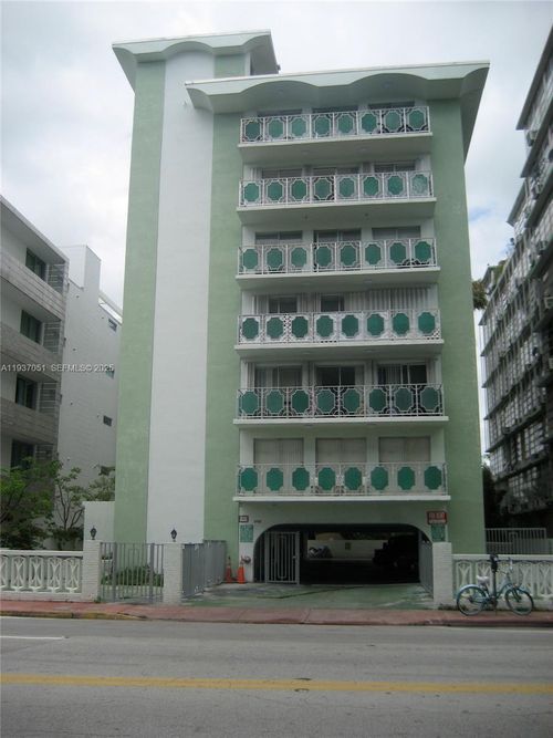 apt-502-1732 Meridian Ave, Miami Beach, FL, 33139-1870 | Card Image