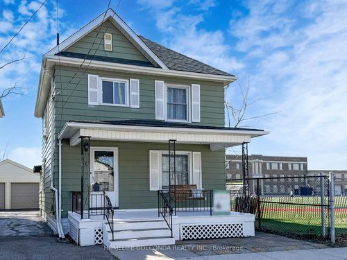 27 Woodland Ave, Saint Catharines, ON, L2R5A1 | Card Image