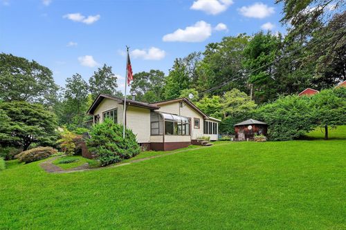 118 Barrett Hill Rd, Carmel, NY, 10512-4940 | Card Image