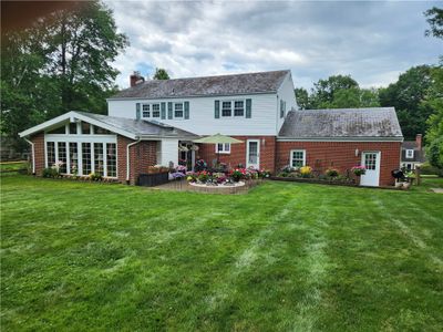 2199 Almanack Court, House other with 4 bedrooms, 3 bathrooms and 2 parking in Franklin Park PA | Image 3