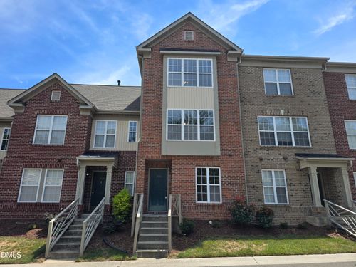 10028 Blackwell Dr, Raleigh, NC, 27617-4270 | Card Image