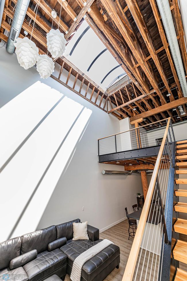 Skylight | Image 23