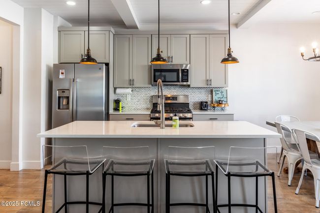 1106 W Wasatch Spring Rd, Condo with 4 bedrooms, 4 bathrooms and null parking in Hideout UT | Image 11