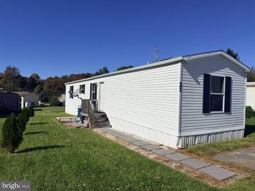 21 Chesapeake Est, THOMASVILLE, PA, 17364 | Card Image