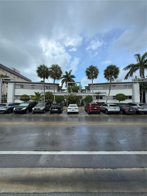 apt-23-1142 99th St, Bay Harbor Islands, FL, 33154-1761 | Card Image