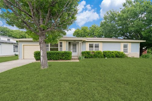 1316 Eastview Dr, Weatherford, TX, 76086-2934 | Card Image