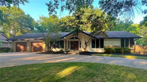 10229 Hemlock Dr, Overland Park, KS, 66212-3454 | Card Image