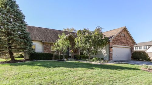 771 Burr Oak Dr, Greenwood, IN, 46143-3112 | Card Image