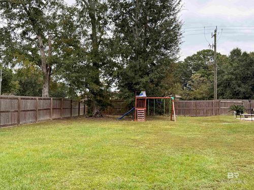 1620 Woodbridge Cir E, Foley, AL, 36535-2266 | Card Image