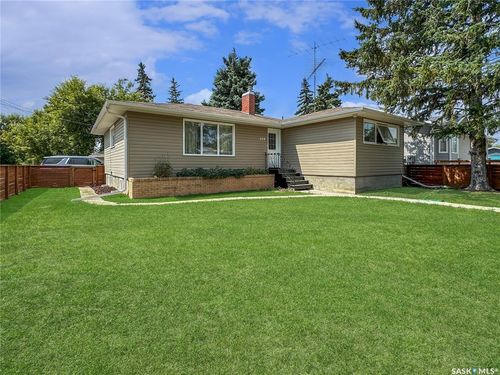 614 Godkin Ave, Balcarres, SK, S0G0C0 | Card Image