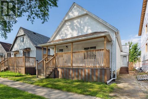 537 Marentette Ave, Windsor, ON, N9A1Z1 | Card Image