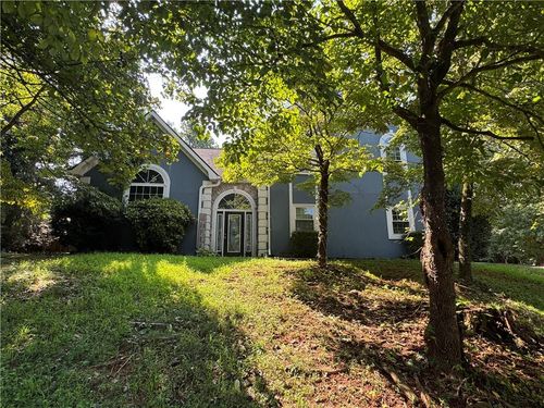 6475 Blue Creek Ct, Douglasville, GA, 30135-6700 | Card Image