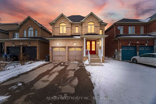 27 Drummondville Dr, Brampton, ON, L6P3S5 | Card Image