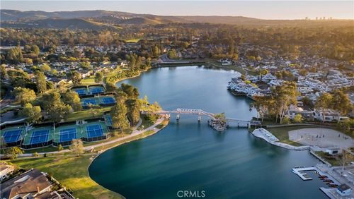 125 Briarglen, Irvine, CA, 92614 | Card Image