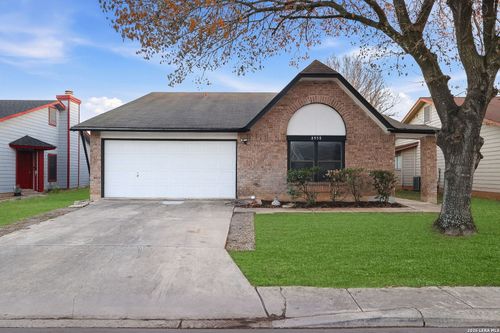 8950 Rich Quail, San Antonio, TX, 78251-2913 | Card Image