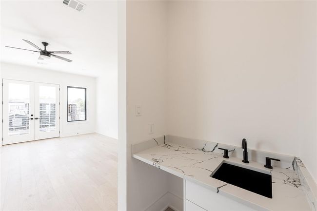 5008 Holt St, House other with 4 bedrooms, 6 bathrooms and 2 parking in Bellaire TX | Image 21