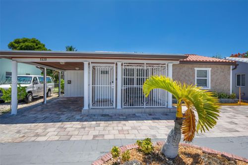 1520 N Andrews Ave, Fort Lauderdale, FL, 33311-5560 | Card Image