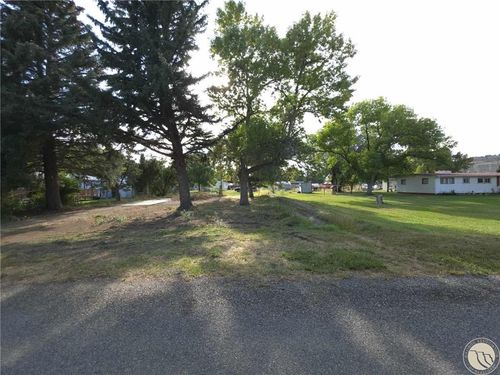 NHN 3rd St Se, Park City, MT, 59063 | Card Image