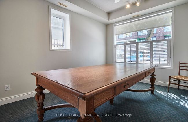 106 Colborne St E, Home with 0 bedrooms, 0 bathrooms and null parking in Whitby ON | Image 8