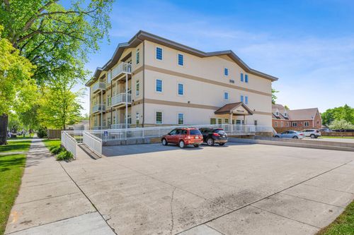101-203 6th St S, Moorhead, MN, 56560-2779 | Card Image