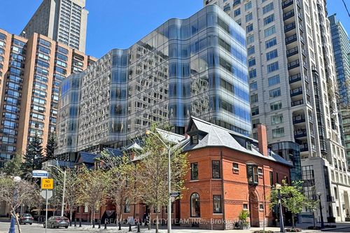 505-7 St Thomas St, Toronto, ON, M5S2B7 | Card Image