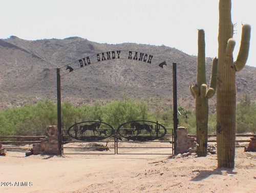 23624 S Signal Road, Wikieup, AZ, 85360 | Card Image