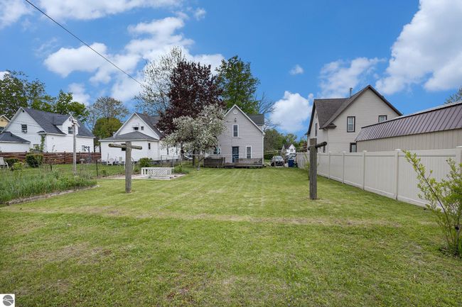 832 Wallace St, House other with 3 bedrooms, 1 bathrooms and null parking in Cadillac MI | Image 27