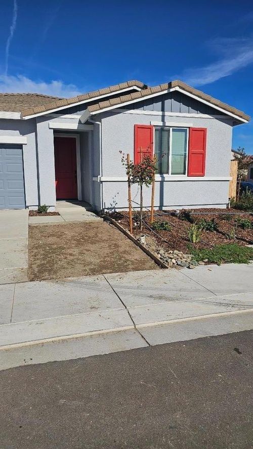 2865 Bering St, Manteca, CA, 95337-7055 | Card Image