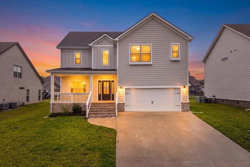 576 Dexter Dr, Clarksville, TN, 37043-0607 | Card Image