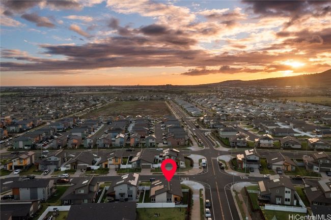 91-1454 Wahinana Loop, House other with 3 bedrooms, 2 bathrooms and 2 parking in Ewa Beach HI | Image 7