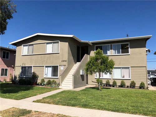 a-2956 Peppertree Ln, Costa Mesa, CA, 92626-3854 | Card Image